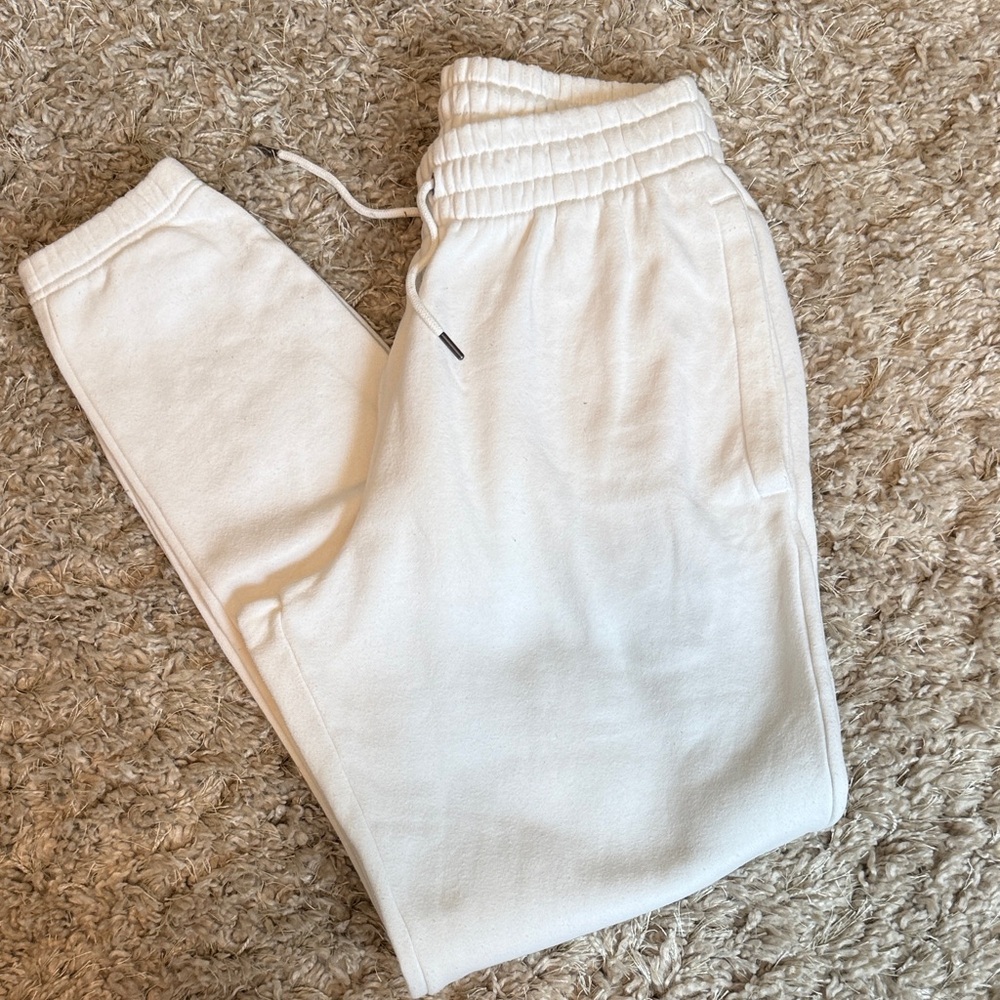 Men’s UA White Jogger Pants